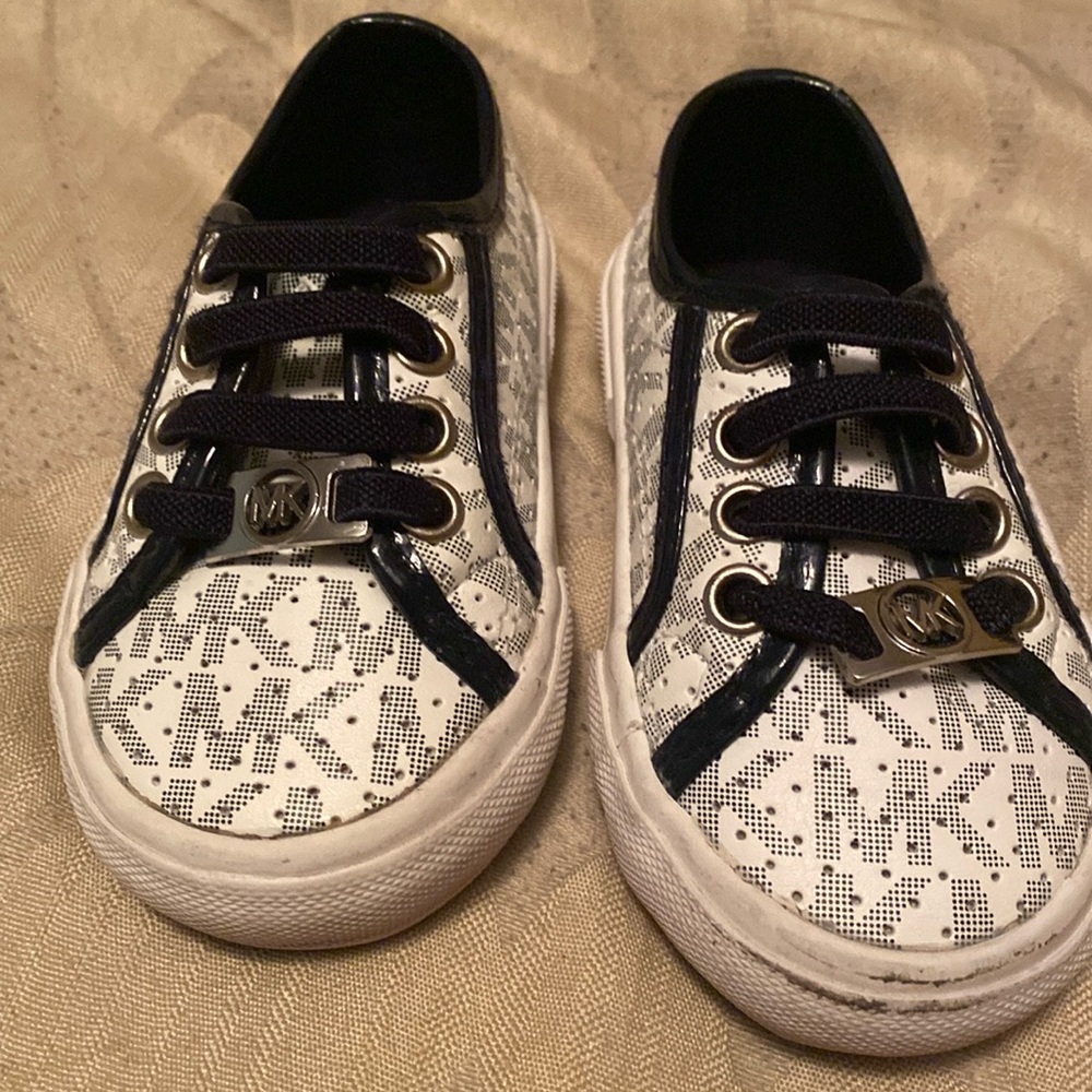 Michael kors toddler girls shoes